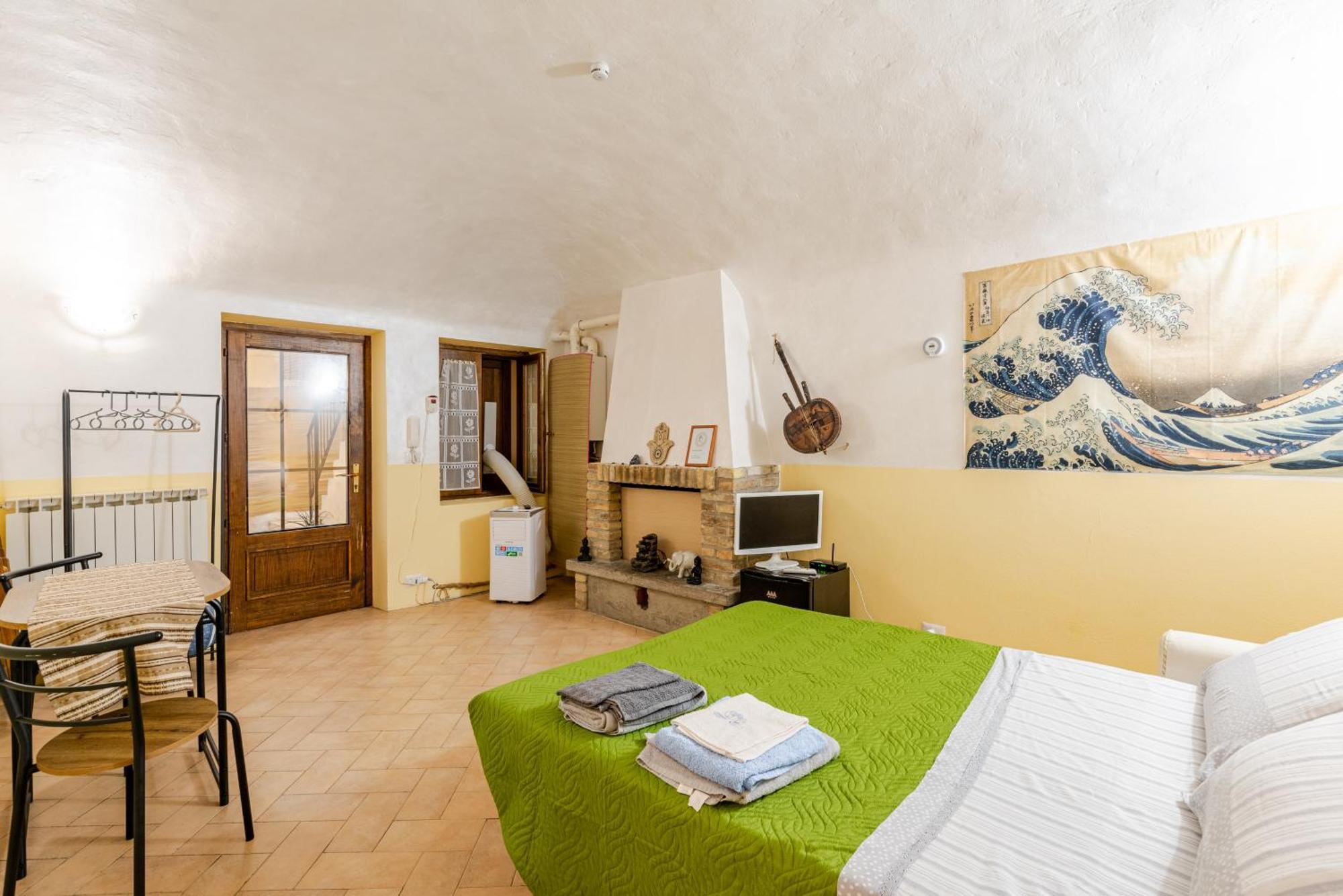 Zen Studio In The Center With Free Parking And 24Hours Automatic Check-In Casale Monferrato Luaran gambar